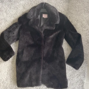 Livelo päls jacka - En fin päls jacka 