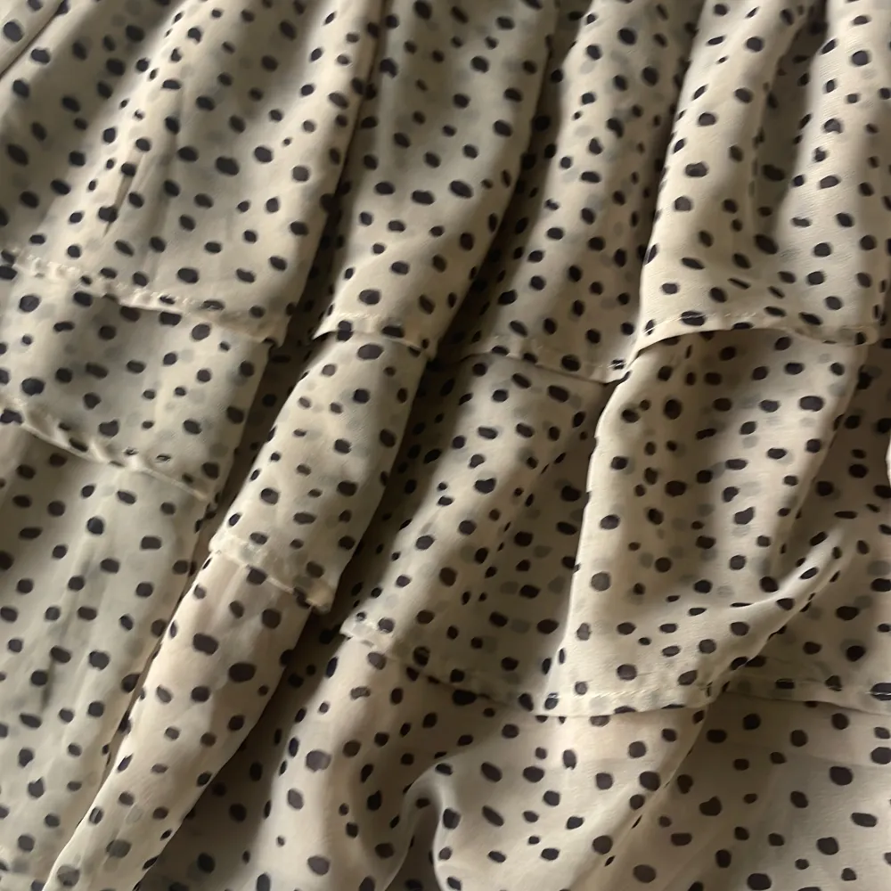 Super fin kjol som är använt få tal gånger kontakta för fler bilder. Hameet.
