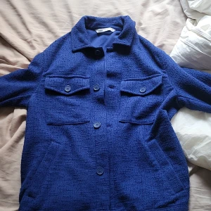 Overshirt från zara - Schysst o snygg overshirt från zara, använd max 2 gånger