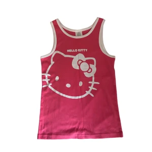 Hello Kitty tank  - Barnstorlek 170. Kontakta vid intresse <3