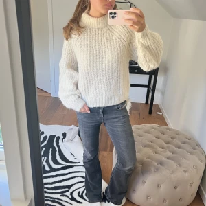 Stickad tröja - Fin stickad tröja💗