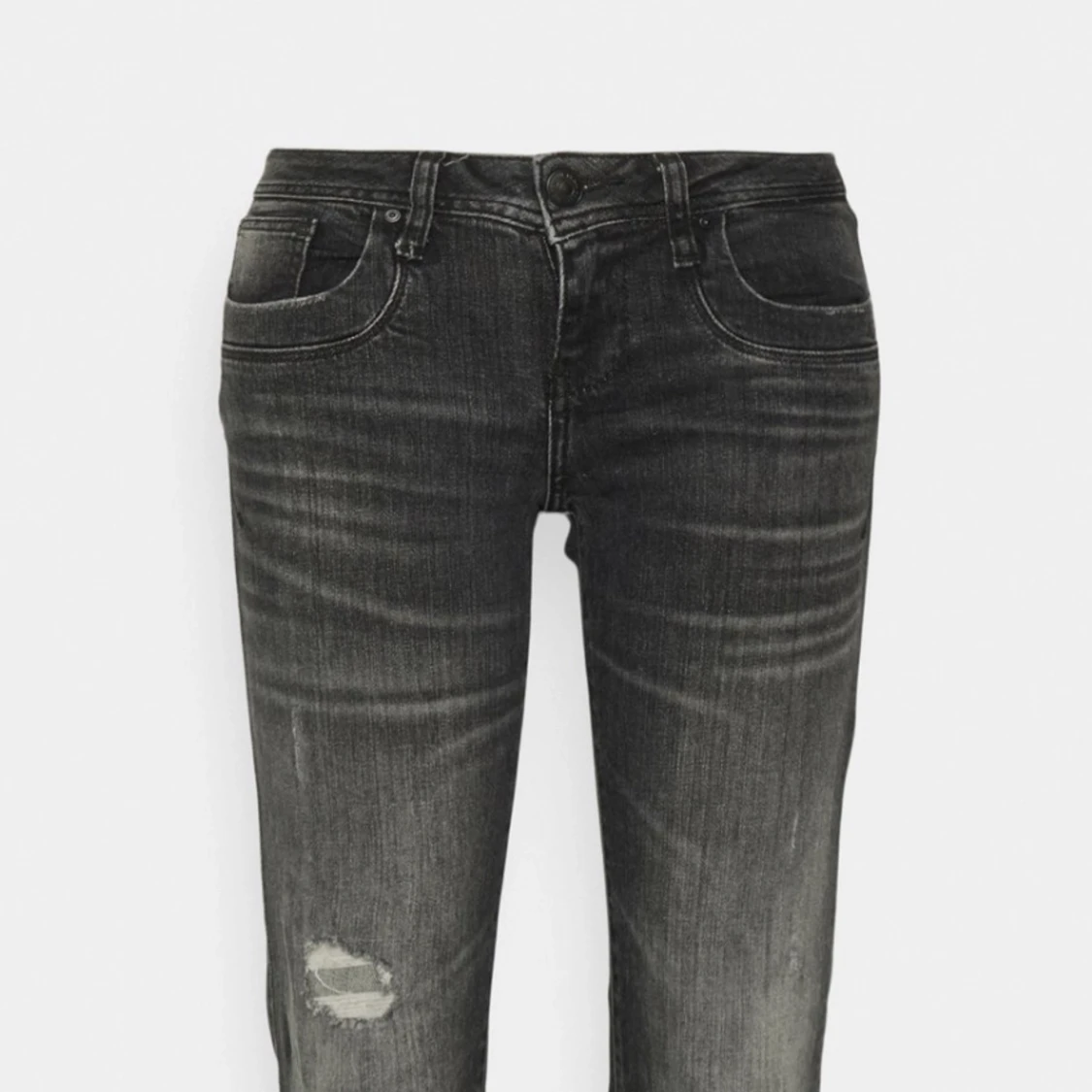 Lågmidjade jeans från lbt