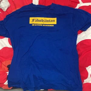 Föbodjäntan T-shirt  - Bra skick 