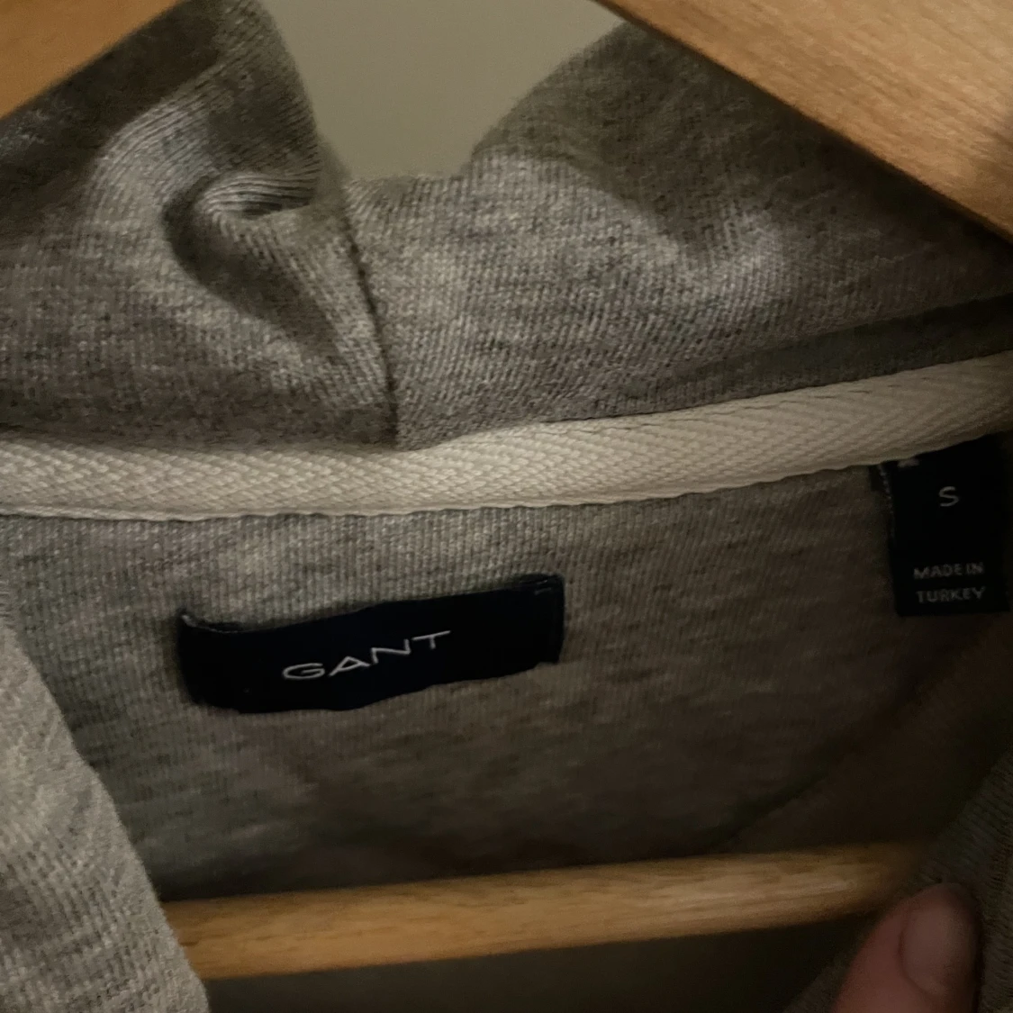 Grå gant hoodie  - 90