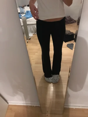 Yoga pants - Säljer nu mina jätte inne yoga pants då jag redan har ett par! Säljer för 150