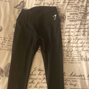 Gymshark byxor - Säljer dessa gym shark byxor i stl xs, säljer pga att de inte kommer till användning längre💞 kom privat för frågor eller annat💞