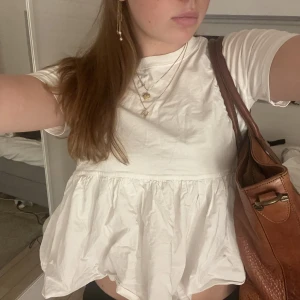 Tröja - Jättefin blus/tröja!💓 perfekt till skolan och till middagar! Pris kan diskuteras! Pris + frakt 