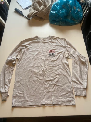  Vans långärmad - Vans tröja bra skick , storlek M kan skickas 