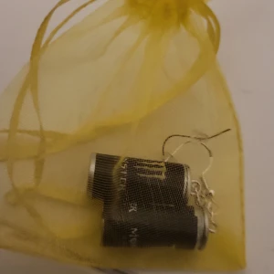 Monster örhängen  - Jättefina egengjorda örhängen!