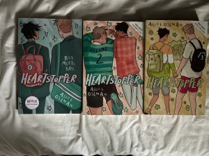 Heartstopper böcker vol 1-3 - Säljer dessa böcker som är i ny kondition :) Ingen skada alls och nypris på alla 3 böcker är 400kr! Price can be discussed and can meet at ncs
