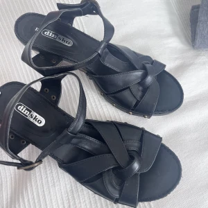 Klackskor - Supersnygga klackar i bra skick!🖤