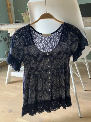 Ord Molly  - Stl.0 mycket stretch 