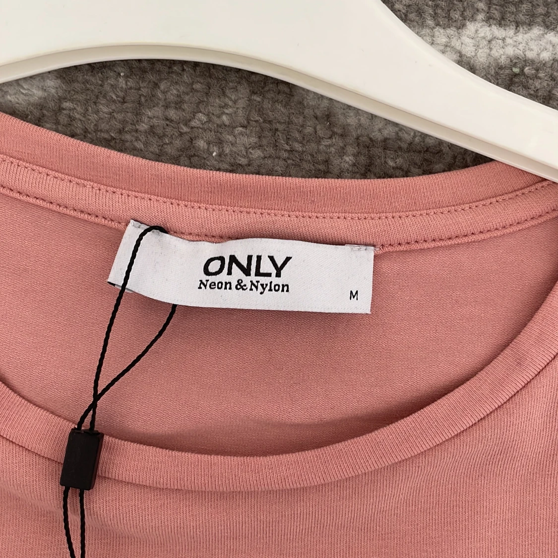 Helt oanvänd söt rosa topp. - 91