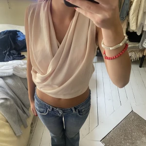 Topp - Säljer denna topp från zara i storlek S!