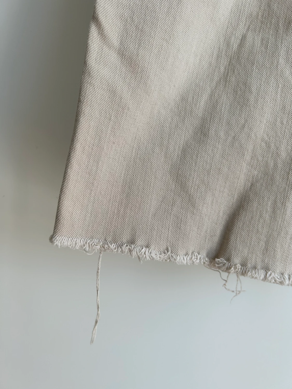 Beige cut off jeans - 90