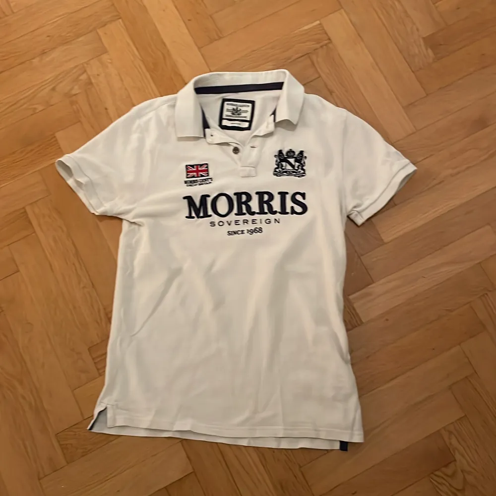 Snygg Morris tröja. T-shirts.