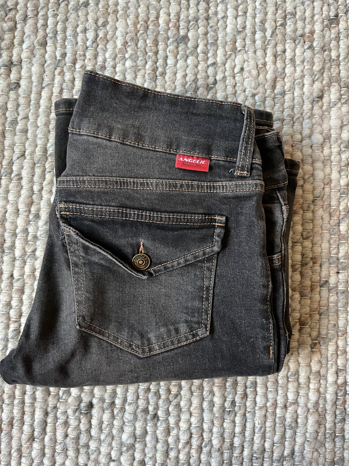 Lågmidjade bruna jeans  - 90