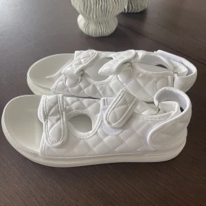 Sandaler - Sandaler storlek 37 