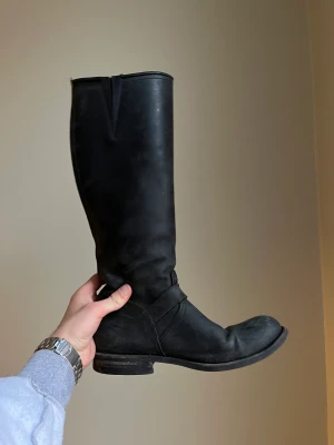 Primeboots - Svarta läderboots med dainite sula