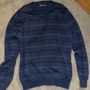 Tröja - Tröja, Osäker på storlek