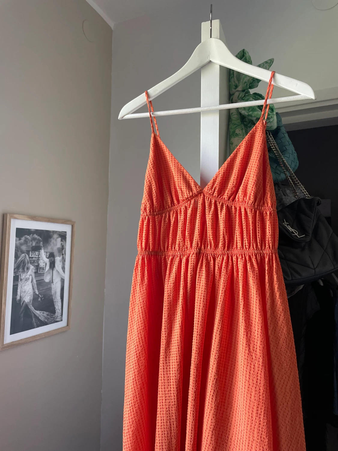 Populär H&M klänning