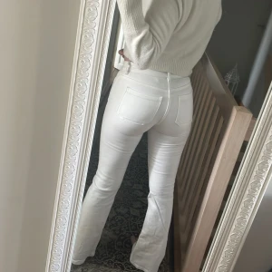 Bootcut jeans  - Modell: Bootcut Winnie, storlek: s. Använd Max 2 gånger sitter för tajt på mig.
