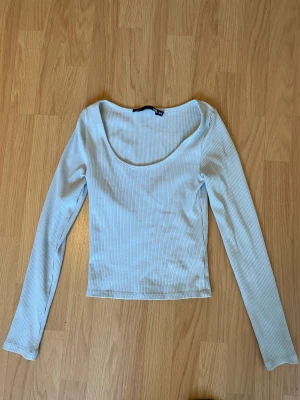 Topp från lager 157 - Ljusgrön topp från lager 157, aldrig andvänd, storlek Xs/S!