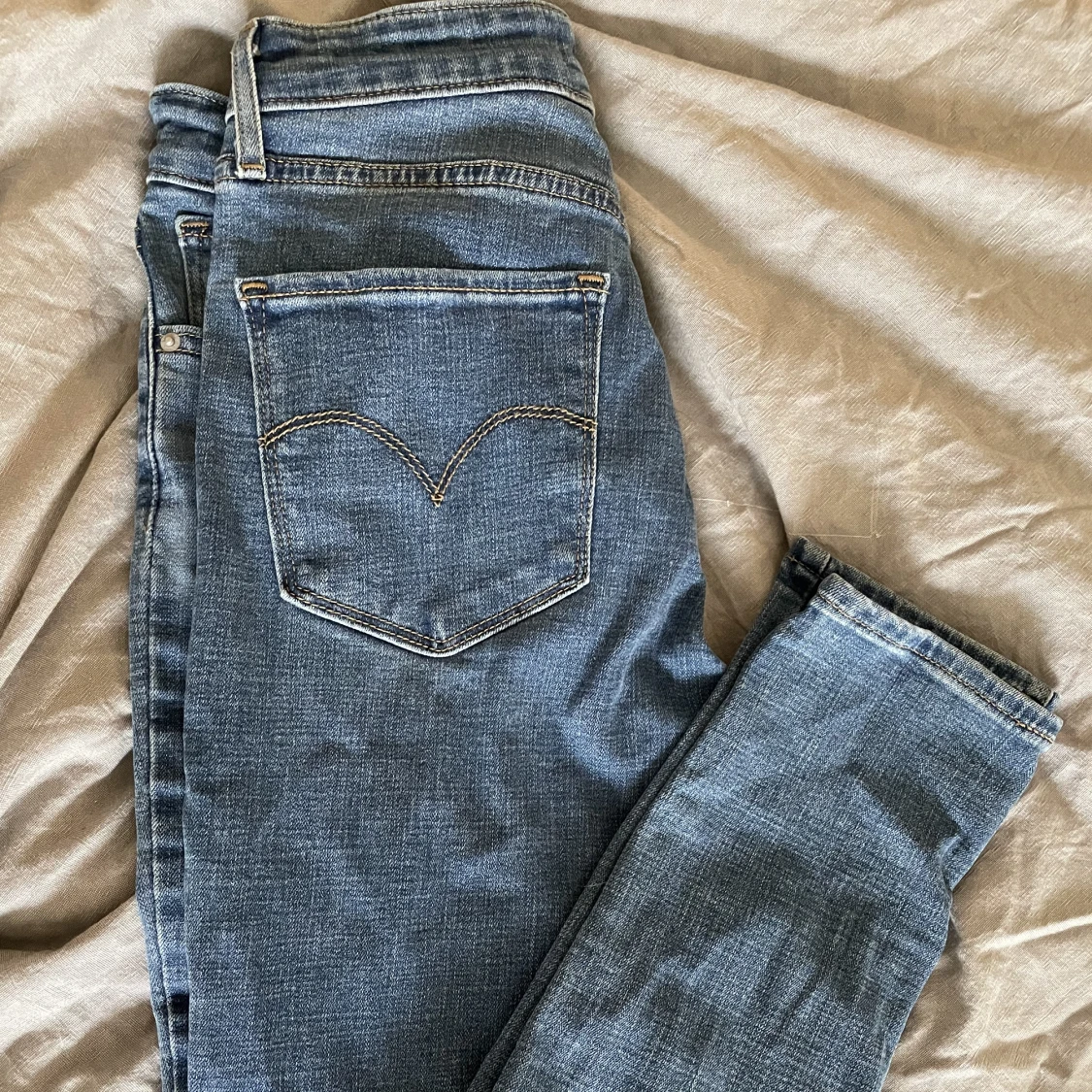 Levis jeans  - 90