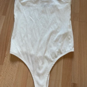 Bandå body - Skriv om du är intresserad så kan vi diskutera pris, frakt och så vidare😊 Bara att skriva om du vill ha fler bilder