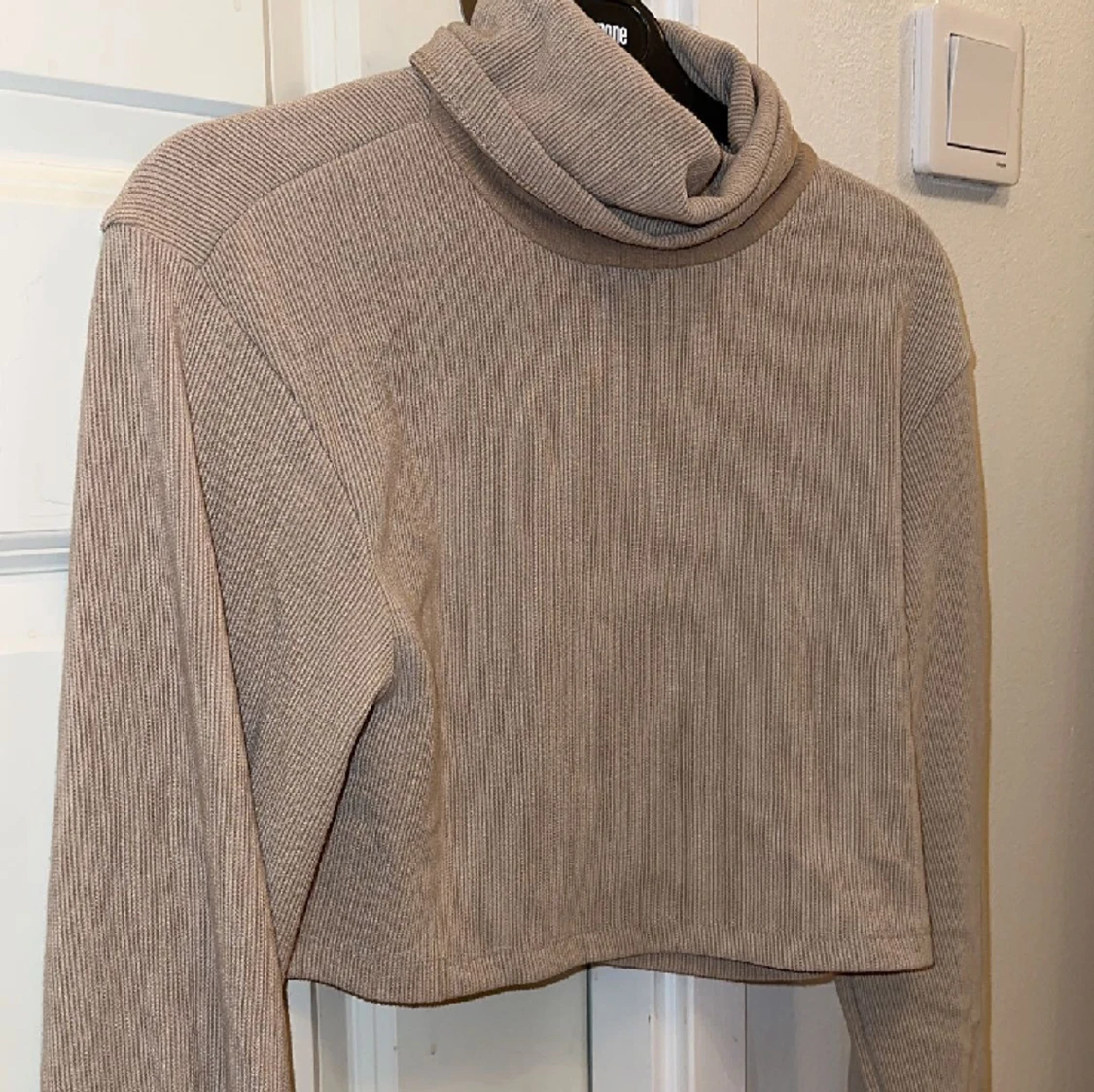 Högkragad tröja - 91