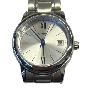Casio dam klocka - Skick: 10/10 Helt Ny  Vårat pris: 250kr  Referensnummer: LTPV002D-7  Orginal Box Medkommer
