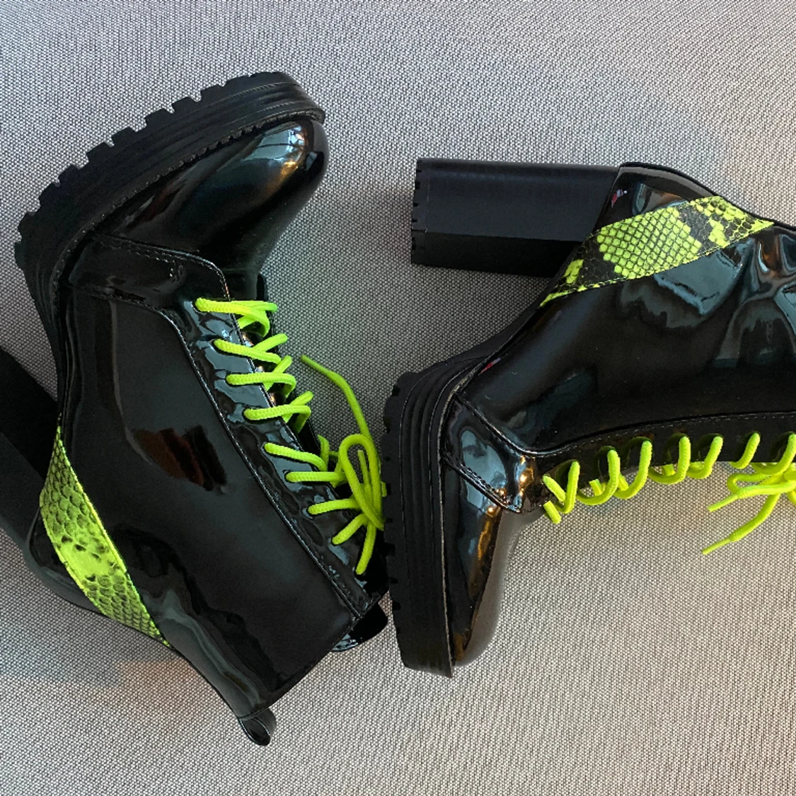 Kängor med klack - 90