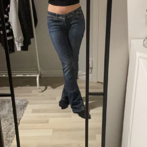 Low waist jeans - Low waisted jeans från märket killah💓 Köpta för väldigt länge sedan för ca 2000kr. De är i nyskick🤍
