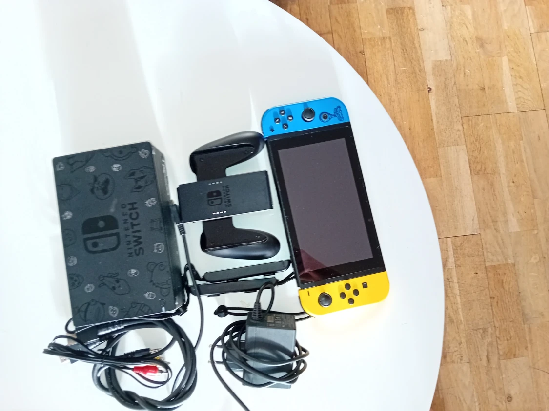 Nintendo switch  - 90