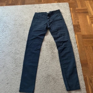 Weekday Chinos  - Very good condition  Navy blue 