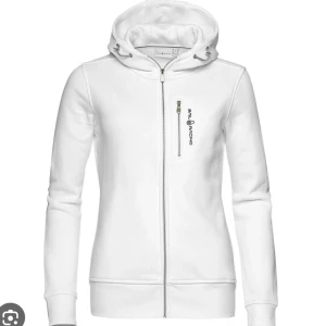 Sail racing  - Säger min sail racing hoodie då den inte används längre, den är i jätte bra skick. Skolket M men passar även på S 