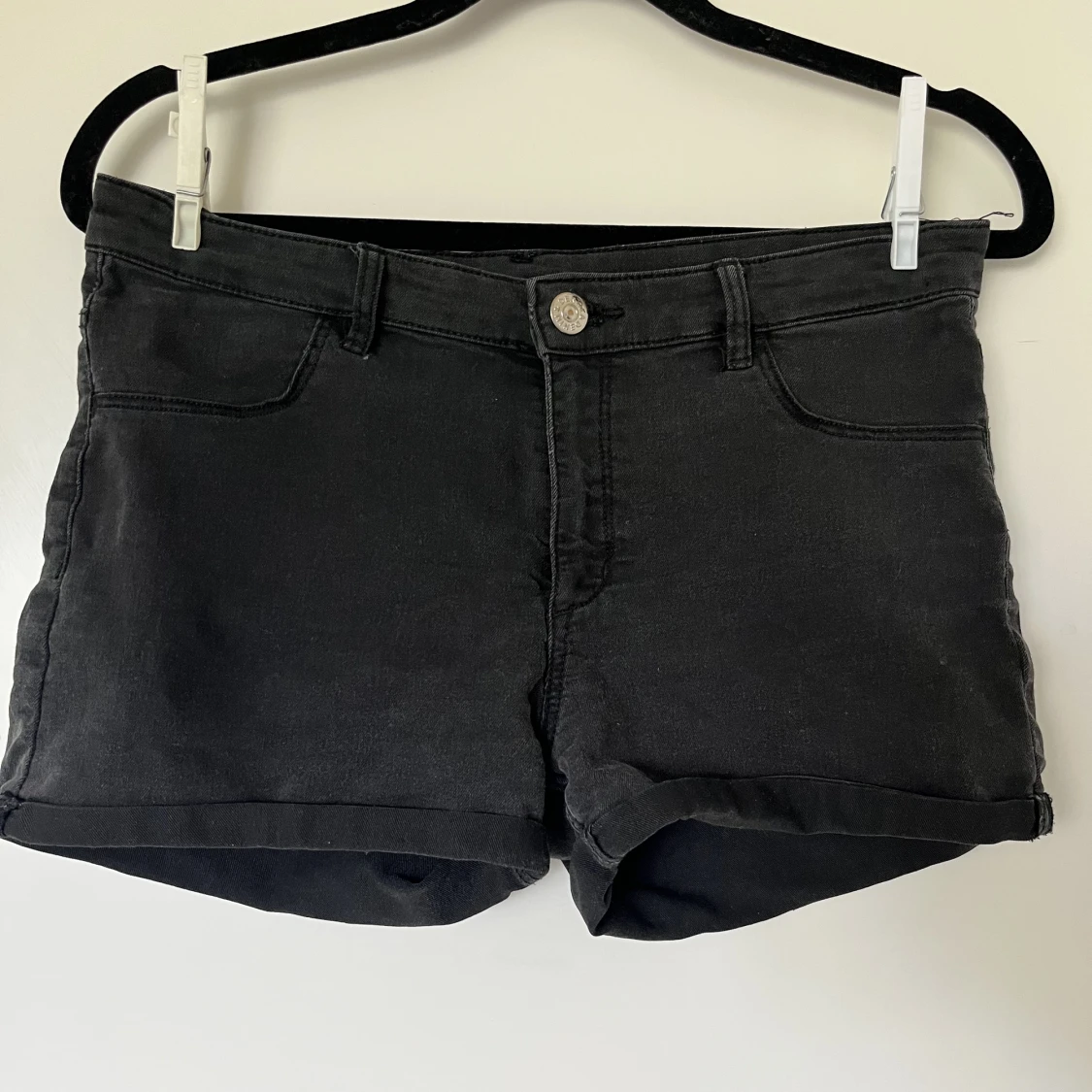 Svarta jeansshorts