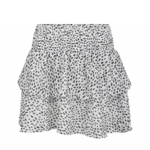 Chelsea kjol - Aldrig använt så den är som i nyskick💗 (går att dra ner den så den blir längre)