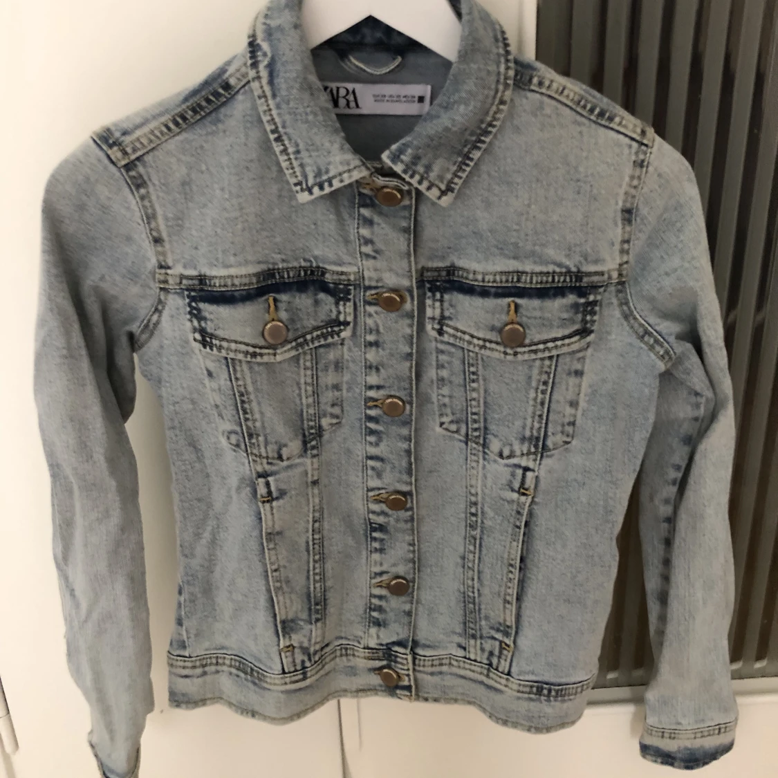 Ny Snygg jeansjacka!