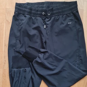 Träningsbyxor - Använda 3 gånger