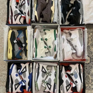 Flera Jordan 4:or - Exklusiva och äkta skor som bara läggs upp på min instagram: Heatonfeet040.