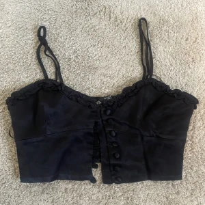 Zara-Topp - Fin zaratopp sol inte kommer till användning då den är för liten! Skriv för frågor