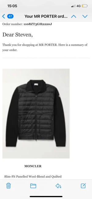 Moncler Cardian - Nån ny grisch som vill ha en Cardiän?  Storlek M   Tags är med   Om du är snabb köpare så får en en flaska vin också💰  Kontakta om du vill ha mer bilder   