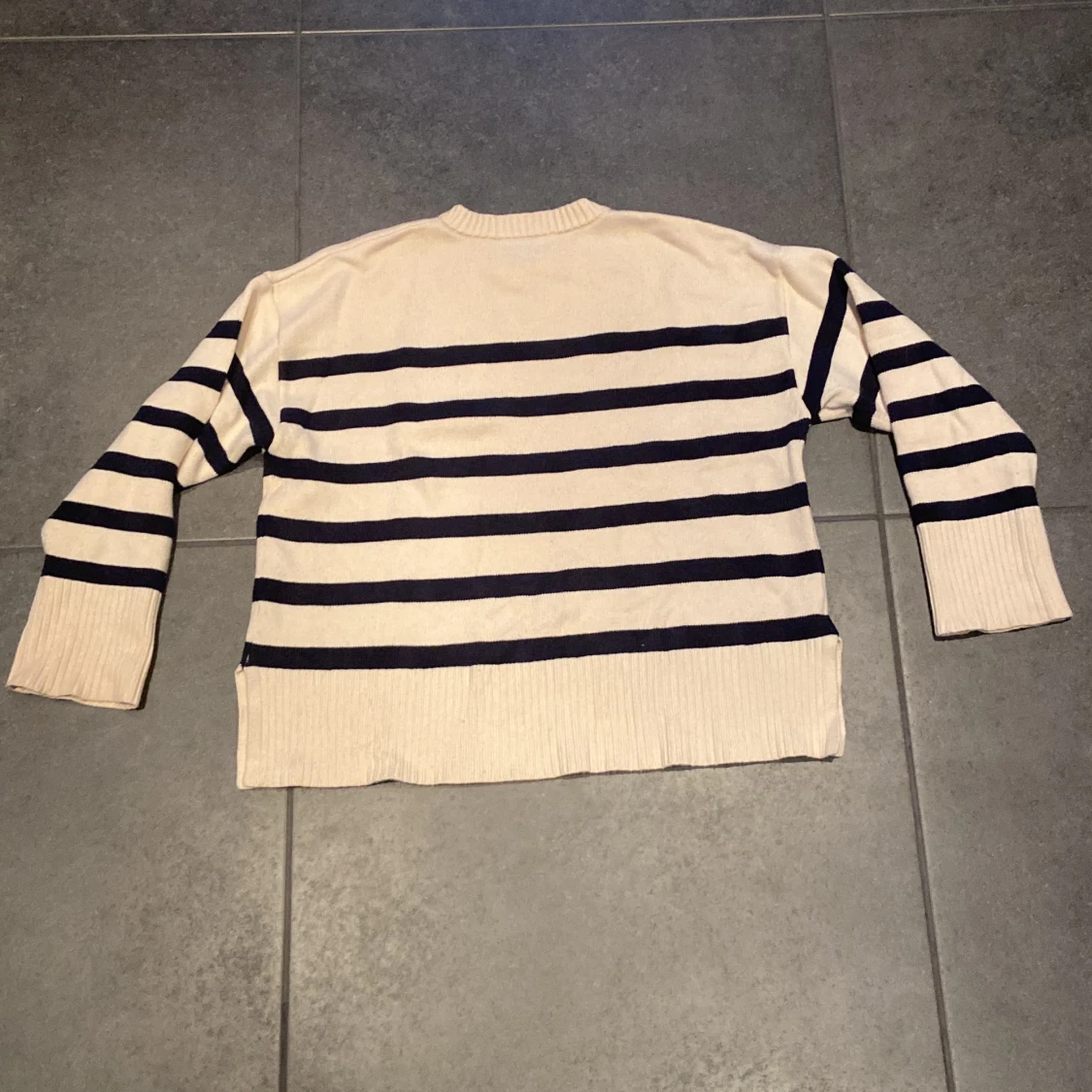 Randigtröja från Zara  - 91