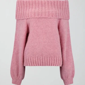 Off shoulder sweater - Säljer denna oanvända Off sholders sweater från Gina då den aldrig kommit till användning💕 den är i stl xs och nypris är 399kr💕