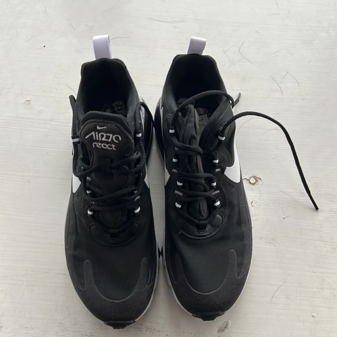 Nike Air Max 270 react  - 90