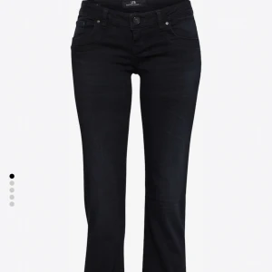 Ltb jeans - Fina ltb jeans ifrån ltb i modellen valerie💖🥰tryck inte köp nu utan kontakta mig vid intresse!
