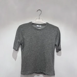 Topp  - Passar även M