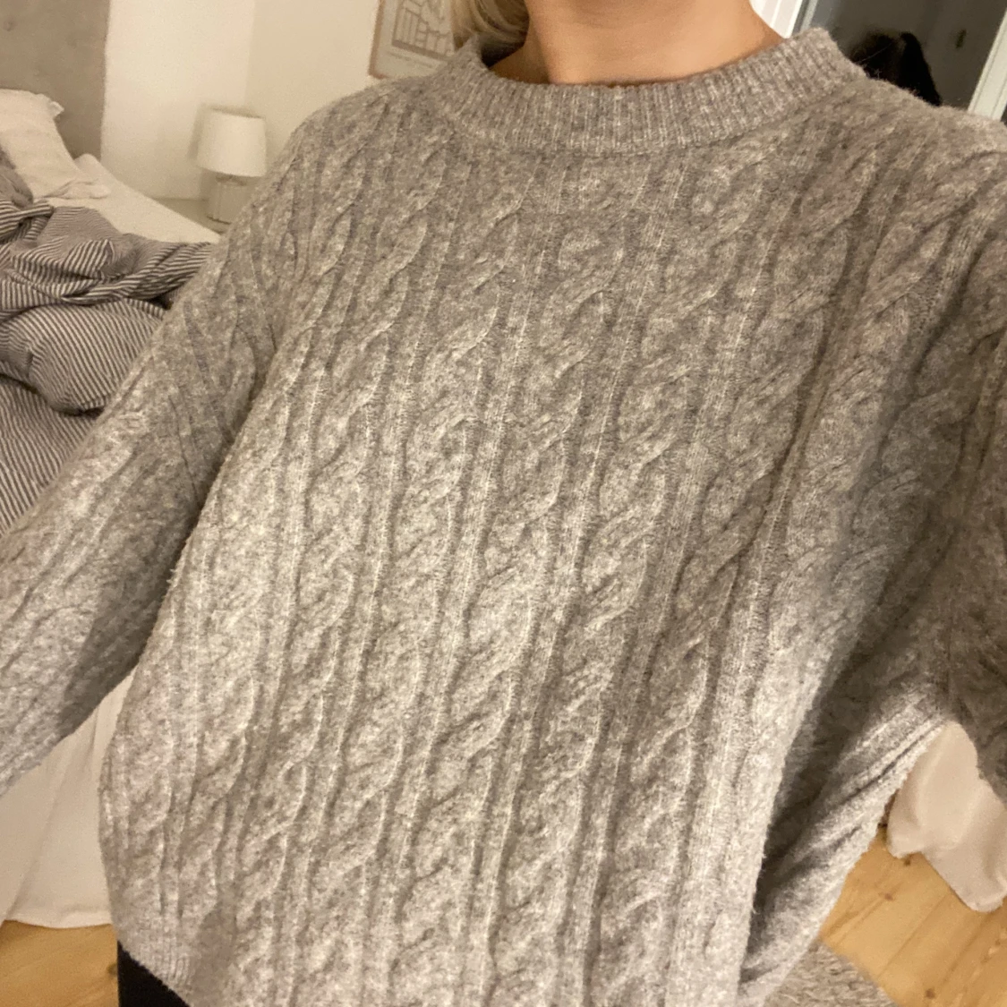 Kabelstickadtröja  - 90