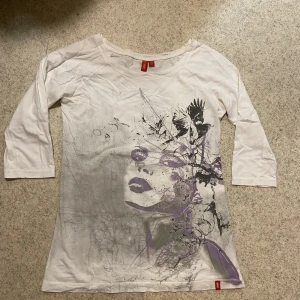 Tröja med 3/4-ärm, Esprit - Tröja i fint skick med 3/4-ärm, från Esprit. 